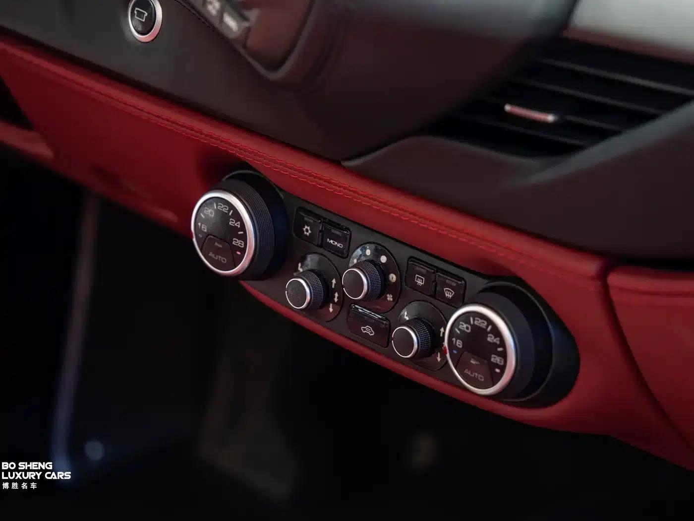 2015 Ferrari 488 Spider — миниатюра 17
