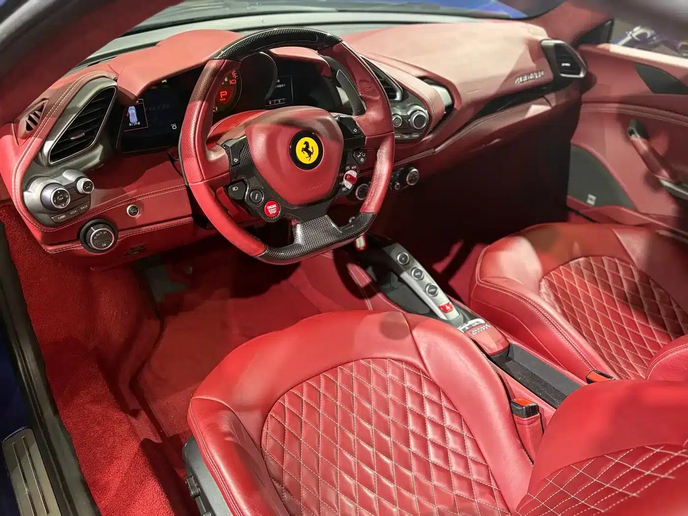 2015 Ferrari 488 GTB — миниатюра 12