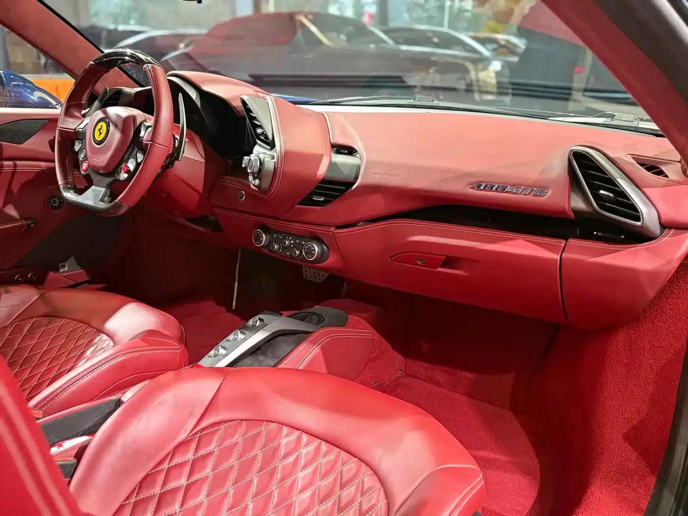 2015 Ferrari 488 GTB — миниатюра 20