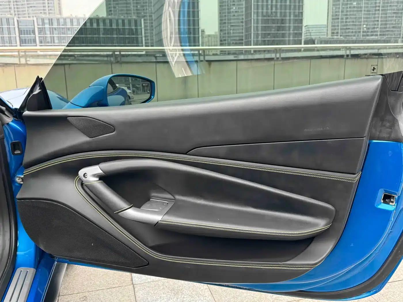 Ferrari F8 Spider 2020 3.9T V8 — миниатюра 16