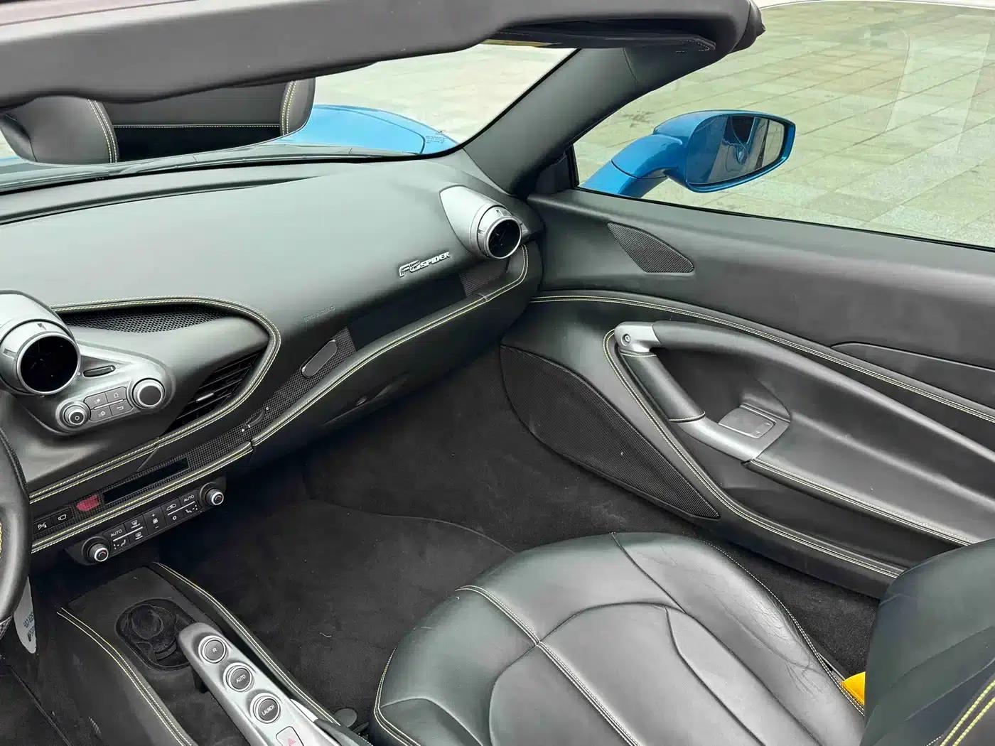 Ferrari F8 Spider 2020 3.9T V8 — миниатюра 10