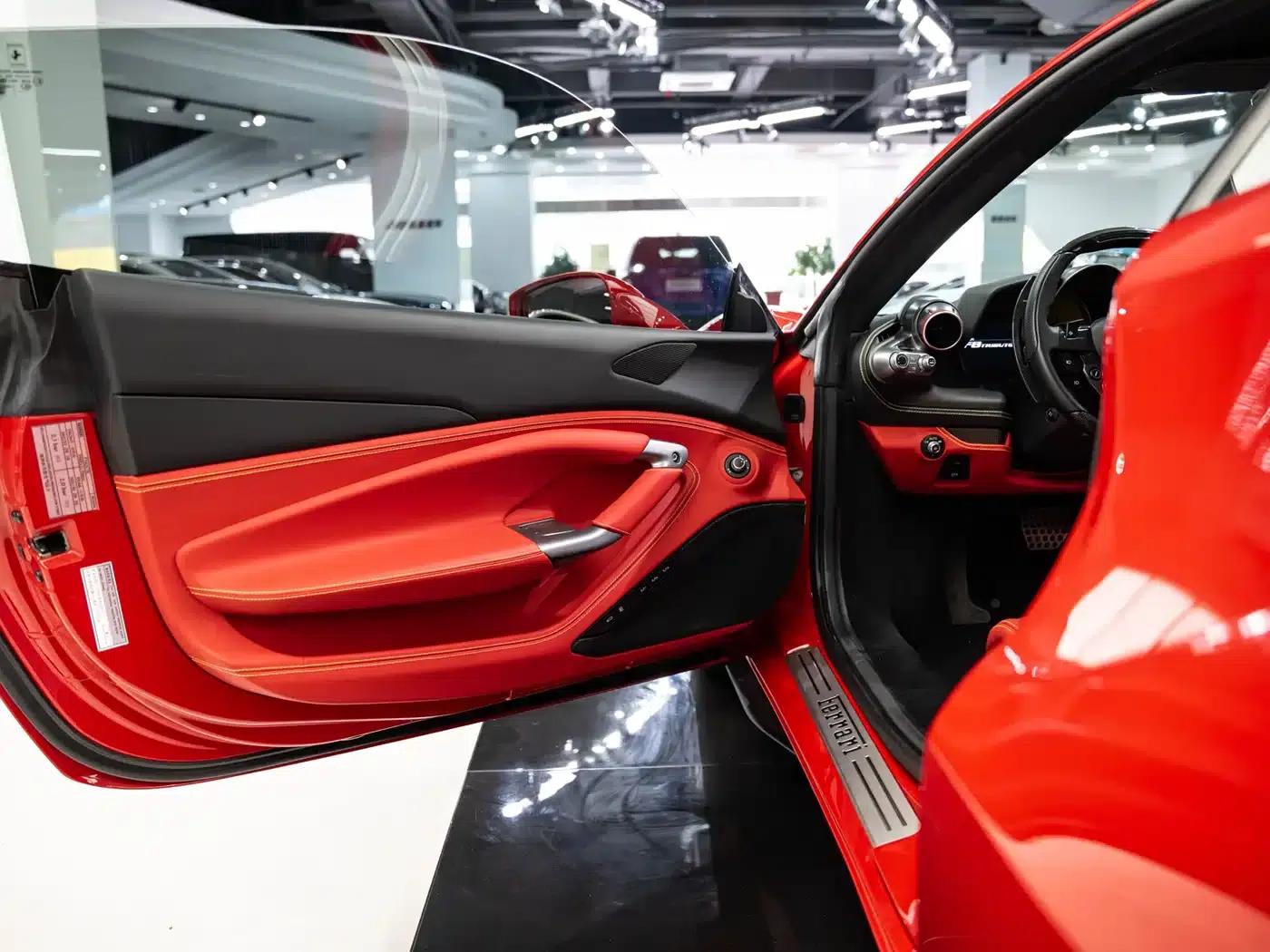 Ferrari F8 2019 Tributo 3.9T V8 — миниатюра 7