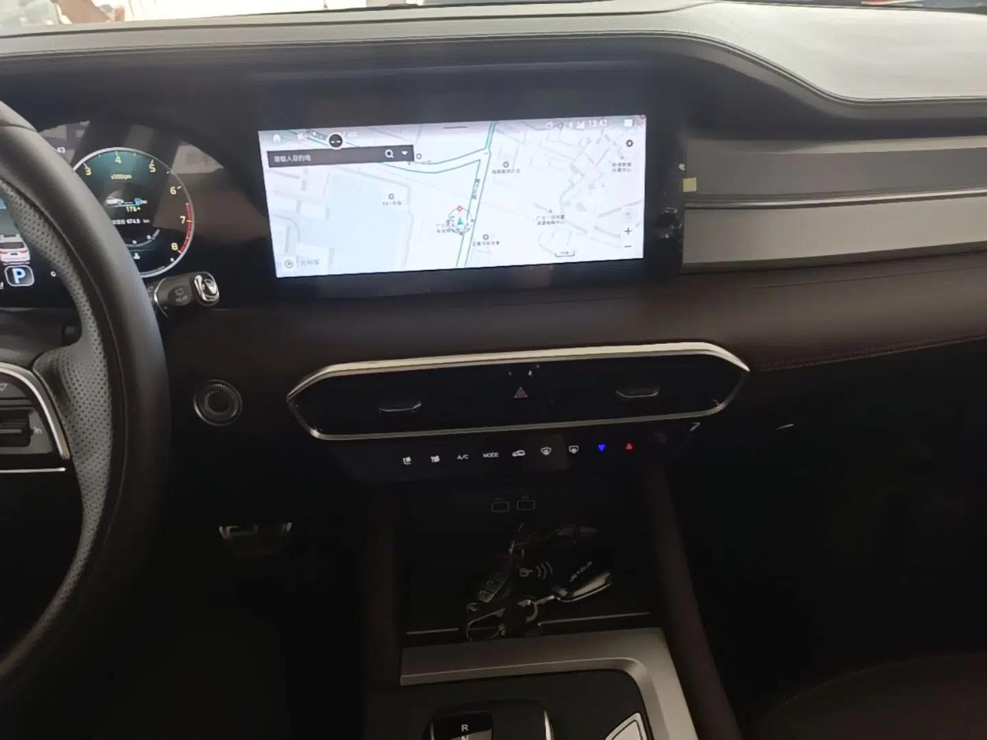 JETOUR X95 2023 1.6T DCT Era Edition 7-Seater — миниатюра 16