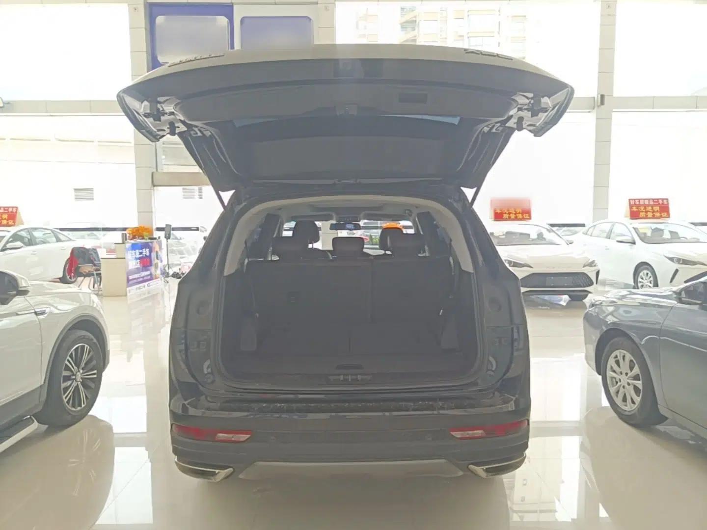 JETOUR X95 2023 1.6T DCT Era Edition 7-Seater — миниатюра 22