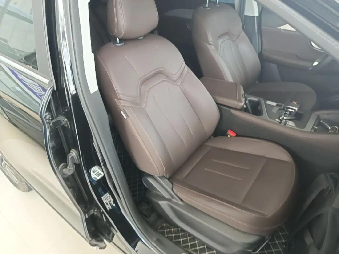 JETOUR X95 2023 1.6T DCT Era Edition 7-Seater — миниатюра 23