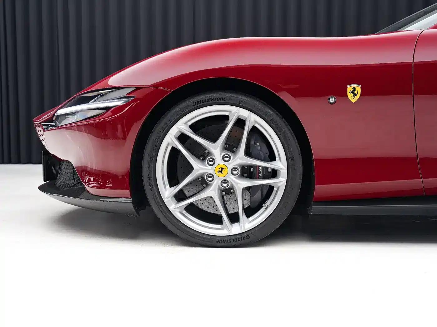 Roma 2020 3.9T V8 — миниатюра 9