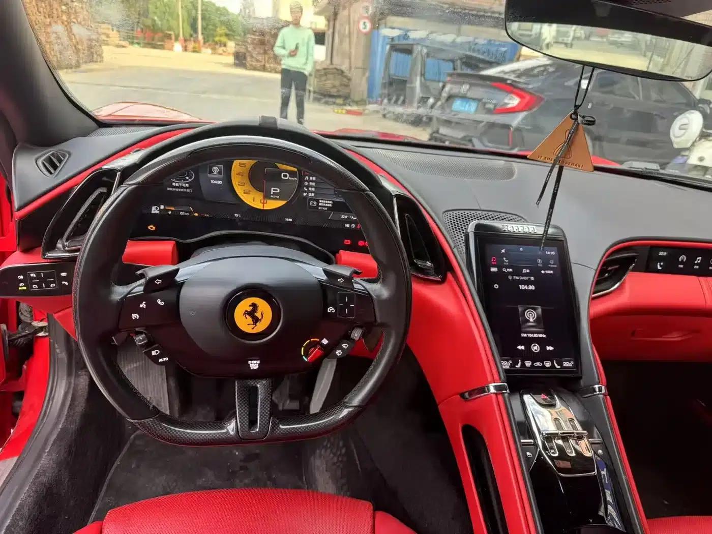 Roma 2020 3.9T V8 — миниатюра 4