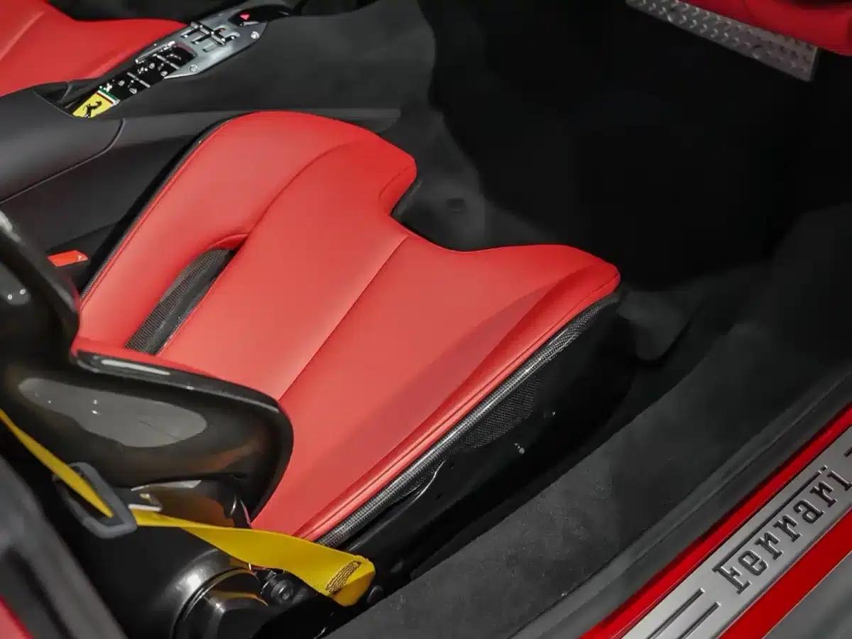 SF90 2021 3.9T V8 Spider — миниатюра 13