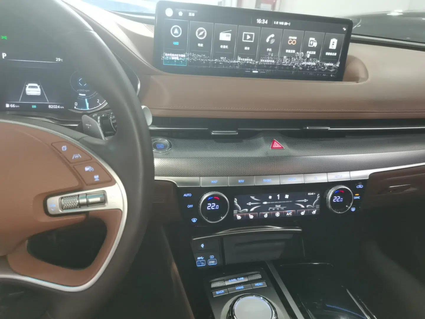 Genesis G80 2023 2.5T Four-Wheel Drive Luxury Edition — миниатюра 16