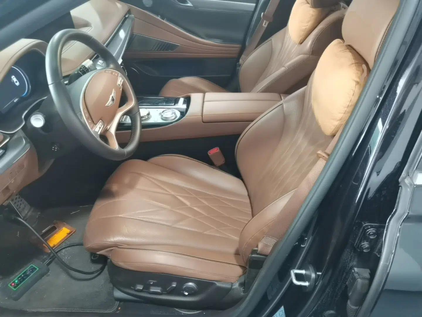Genesis G80 2023 2.5T Four-Wheel Drive Luxury Edition — миниатюра 18
