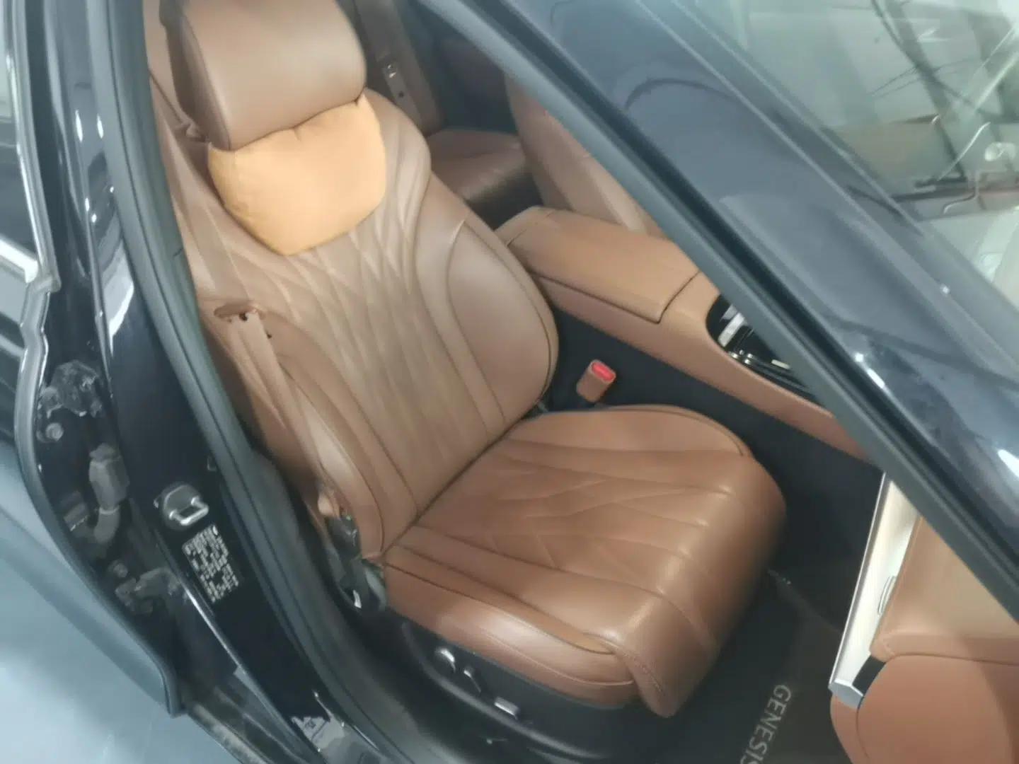 Genesis G80 2023 2.5T Four-Wheel Drive Luxury Edition — миниатюра 23