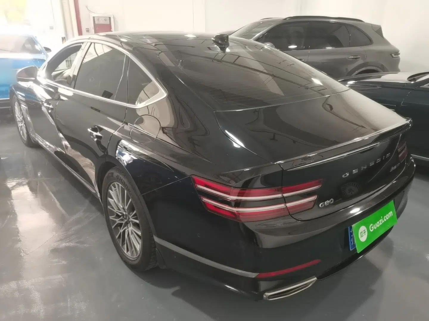 Genesis G80 2023 2.5T Four-Wheel Drive Luxury Edition — миниатюра 4