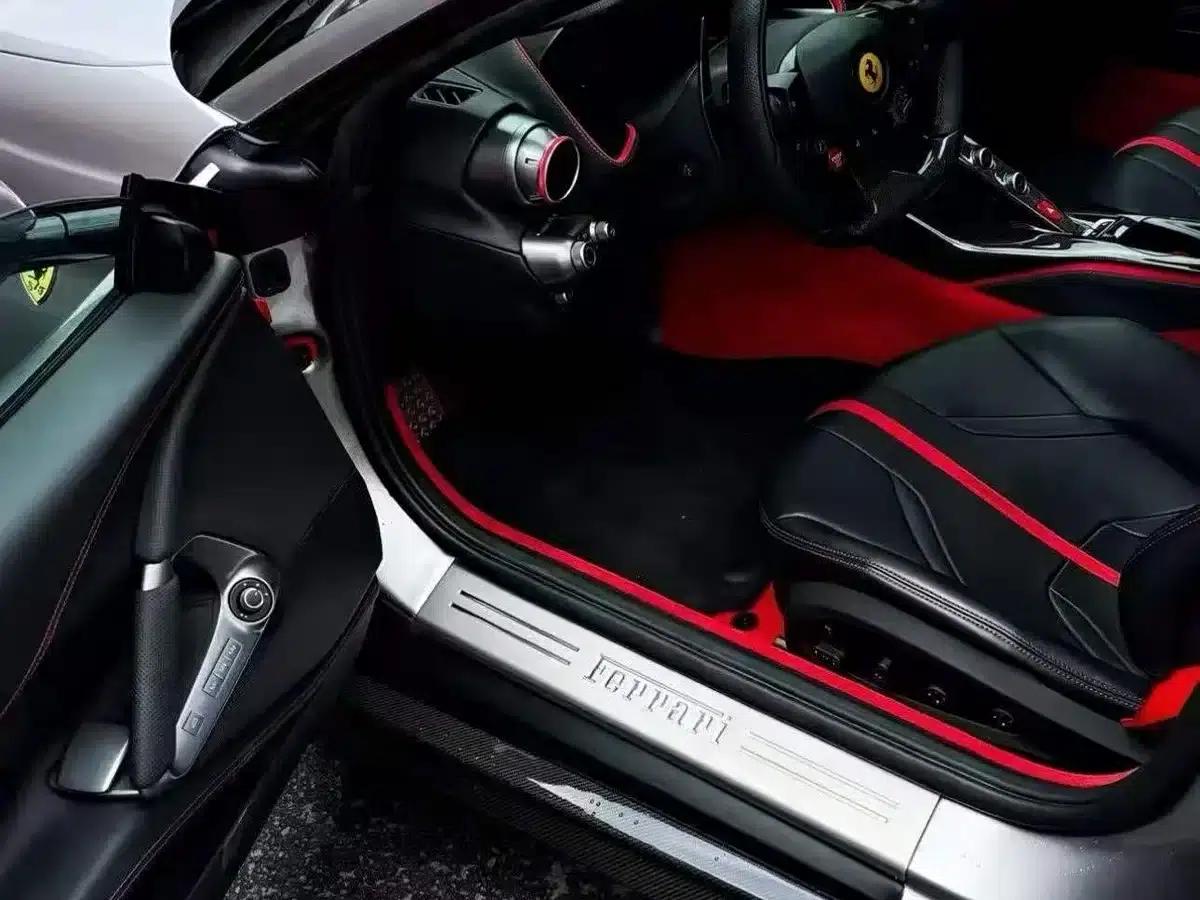 Ferrari 812 2017 6.5L Superfast — миниатюра 4