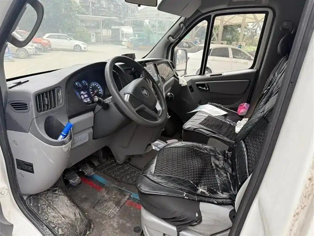 2015 Toano 2.8T Commercial Edition Short Wheelbase ISF2.8 — миниатюра 5