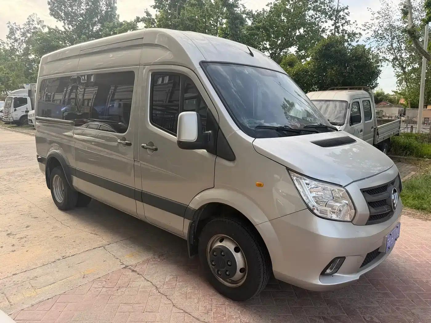 2023 Toano 2.5T Manual Long Wheelbase Mid-Roof Dual Rear Tires 7/9 Seats — миниатюра 3