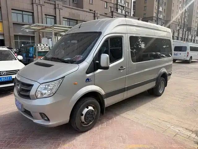 2023 Toano 2.5T Manual Long Wheelbase Mid-Roof Dual Rear Tires 7/9 Seats