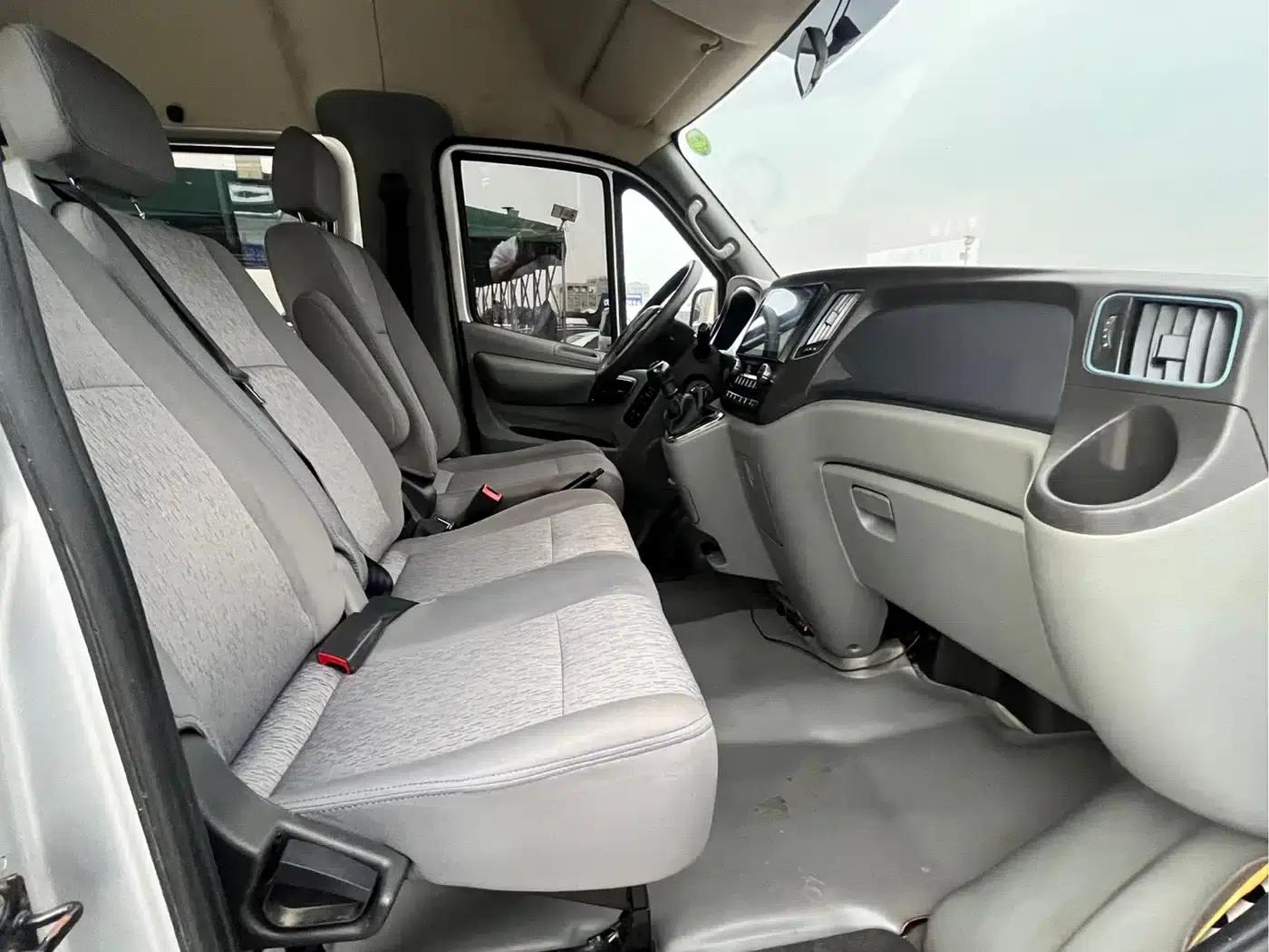 2020 Toano 2.0T Multi-functional Extended Wheelbase 5/6/7 Seats (National VI Emission Standard) 4F20TC3 — миниатюра 9