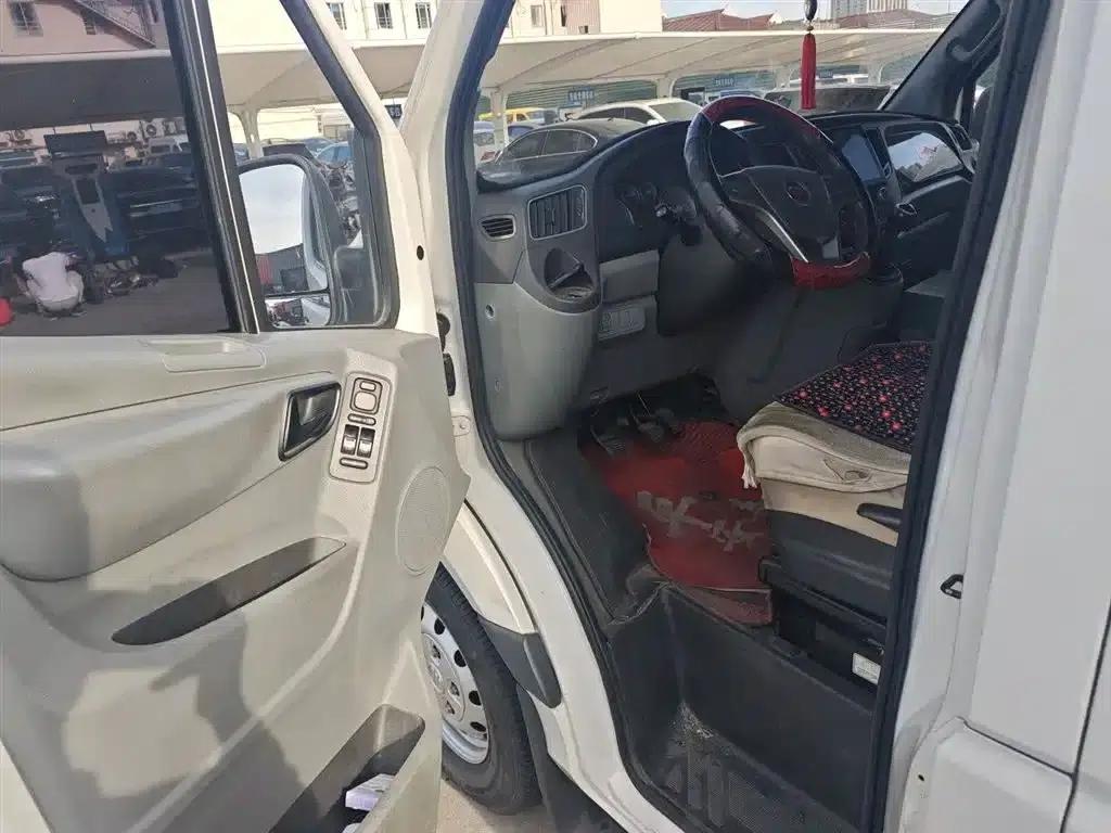 Tuano 2020 2.5T Manual Extended Wheelbase Mid-Roof 5/6/7 Seat 4J25TC3 — миниатюра 14