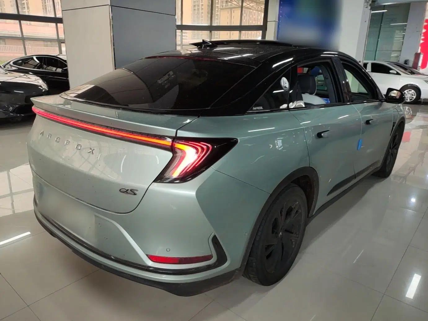 ARCFOX Alpha S 2023 735E+ Forest Edition 160kW — миниатюра 6