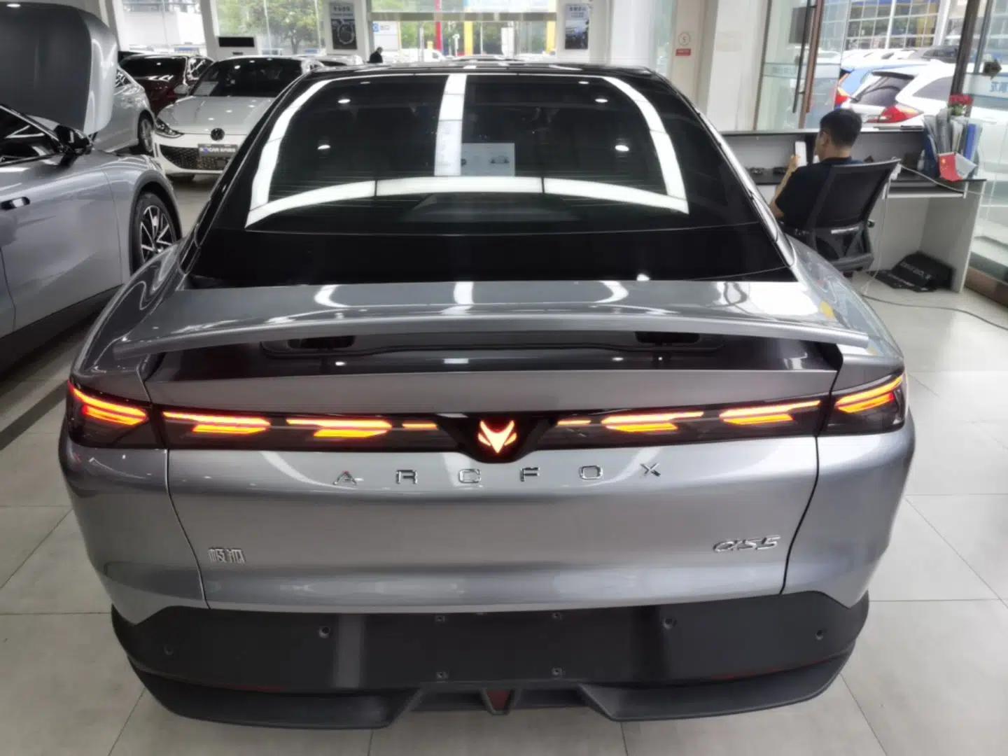 ARCFOX Alpha S5 2024 560MAX 185kW — миниатюра 5