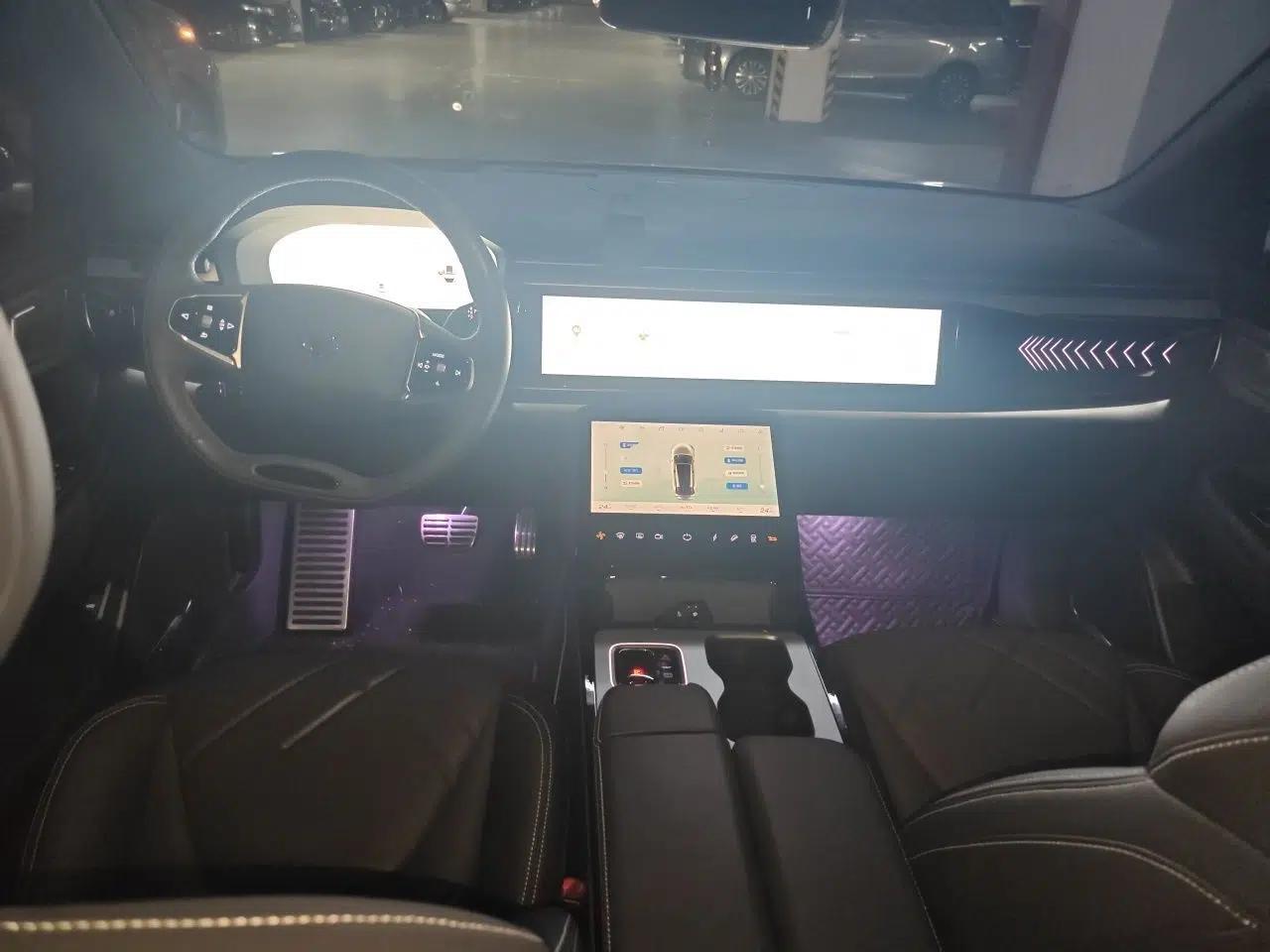 ARCFOX Alpha T 2023 688E+ Forest Edition 160kW — миниатюра 10
