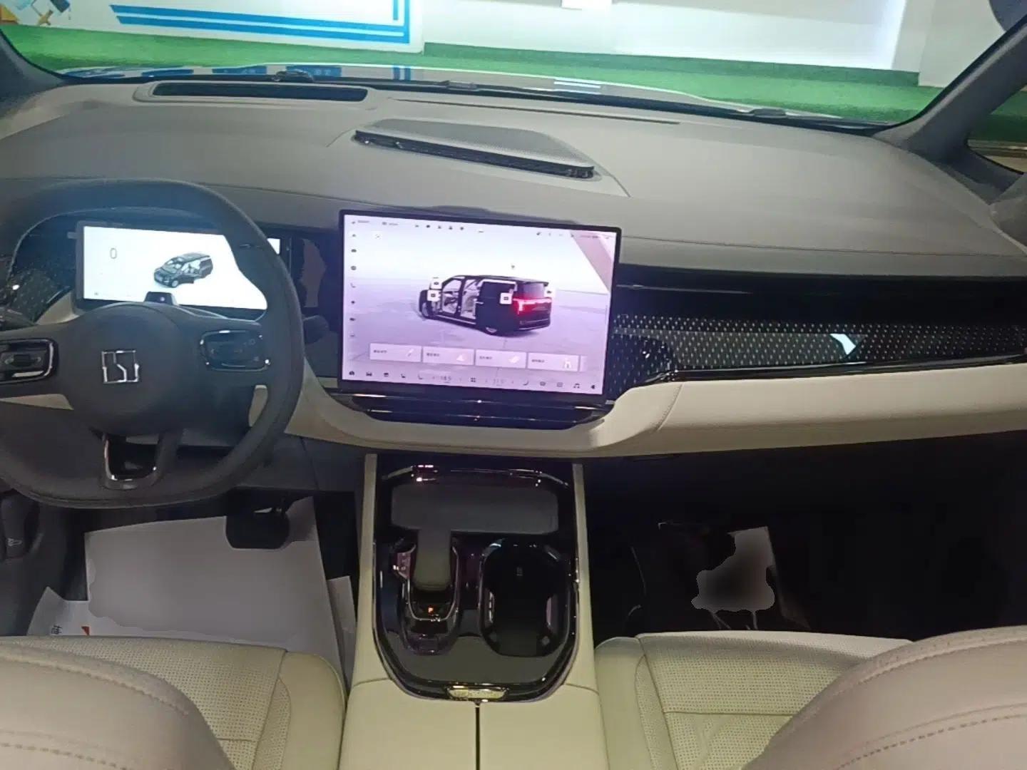 Zeekr 009 2024 Six-Seat Executive Version 4WD 108 kWh — миниатюра 13