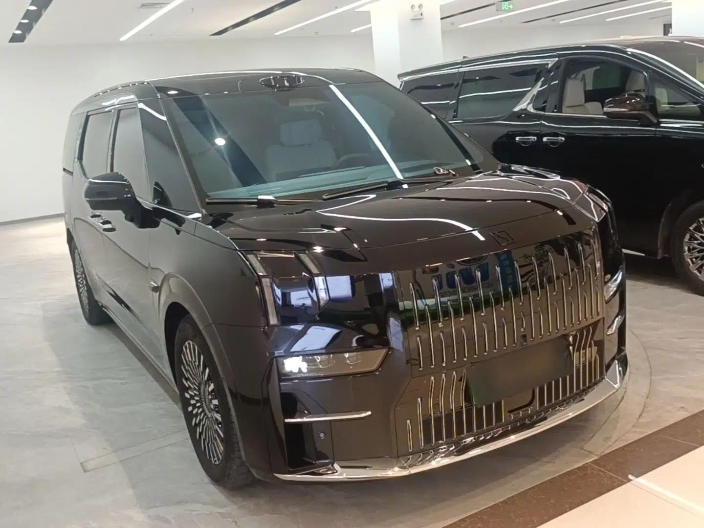 Zeekr 009 2024 Six-Seat Executive Version 4WD 108 kWh — миниатюра 3