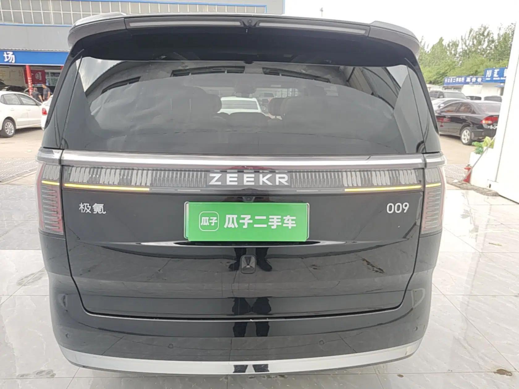Zeekr 009 2024 7-Seater Aisle Version 108 kWh — миниатюра 3