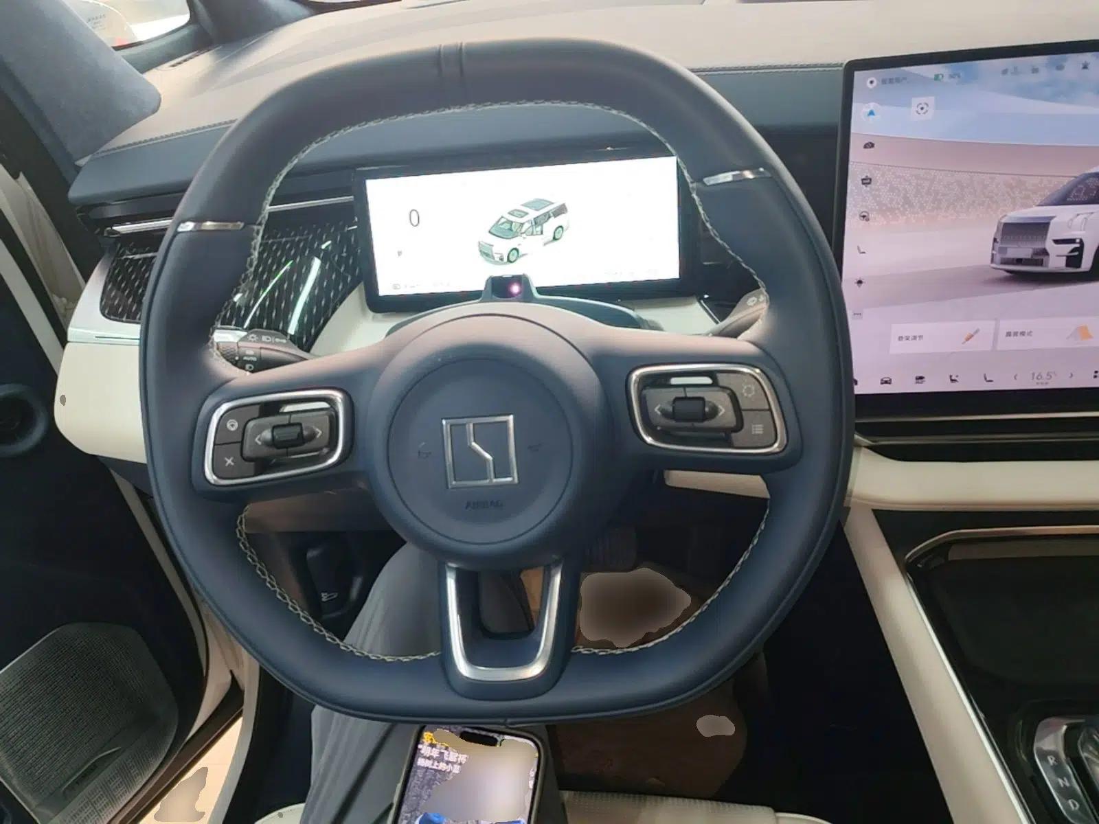 Zeekr 009 2024 Six-Seat Executive Version 4WD 108 kWh — миниатюра 14