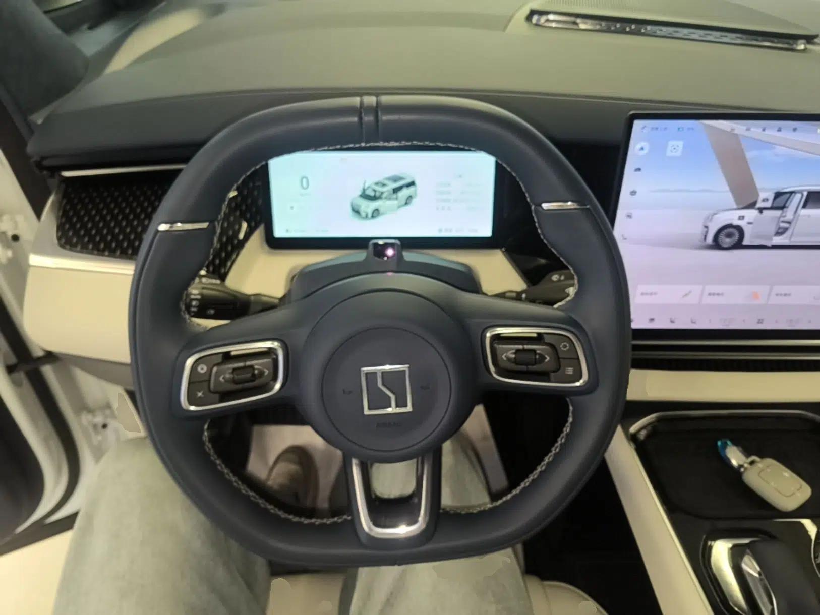 Zeekr 009 2024 7-Seater Walk-Through Version Four-Wheel Drive 108 kWh — миниатюра 13