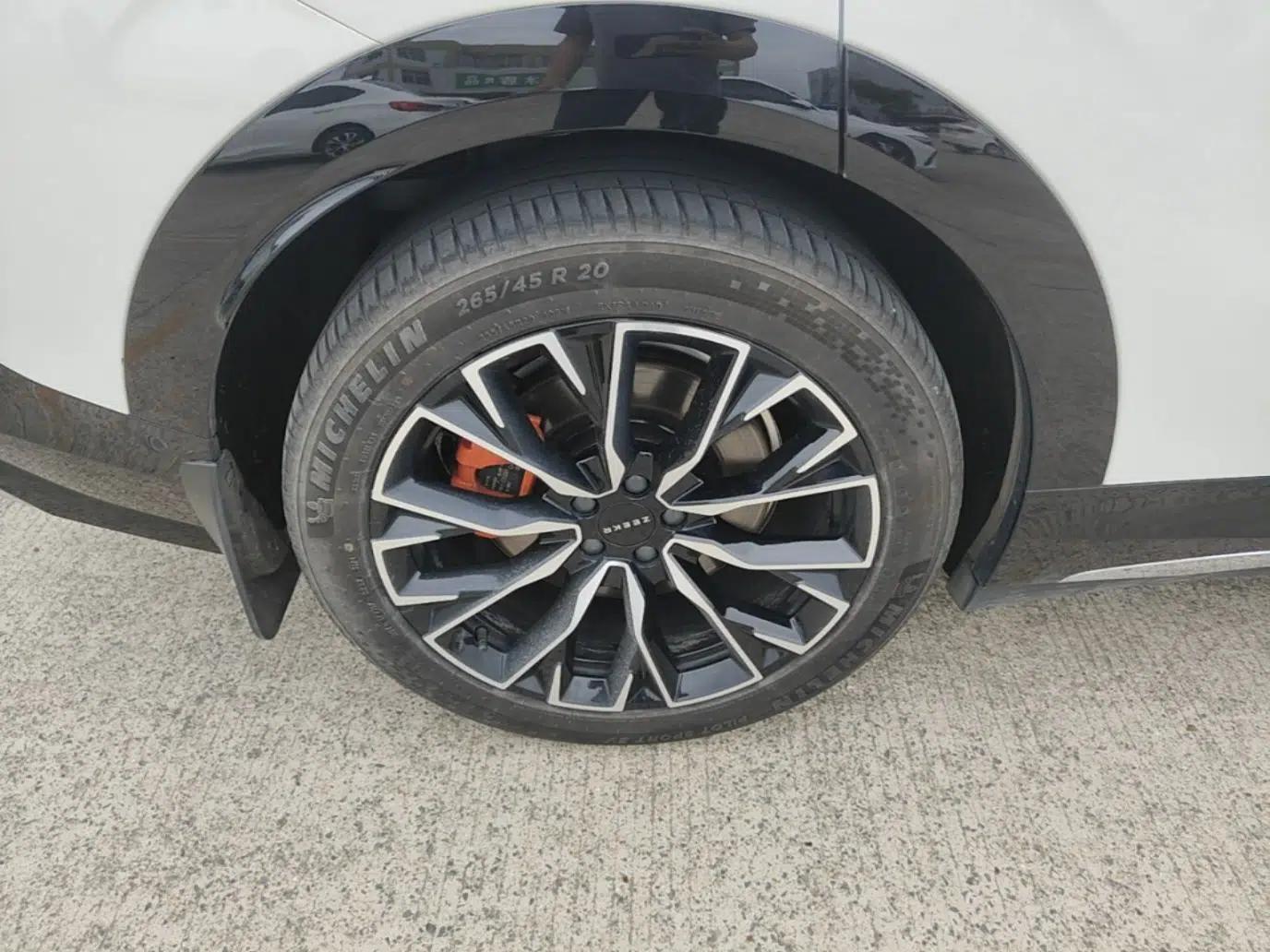 Zeekr 7X 2025 75 kWh Rear-Wheel Drive Intelligent Driving Version — миниатюра 10
