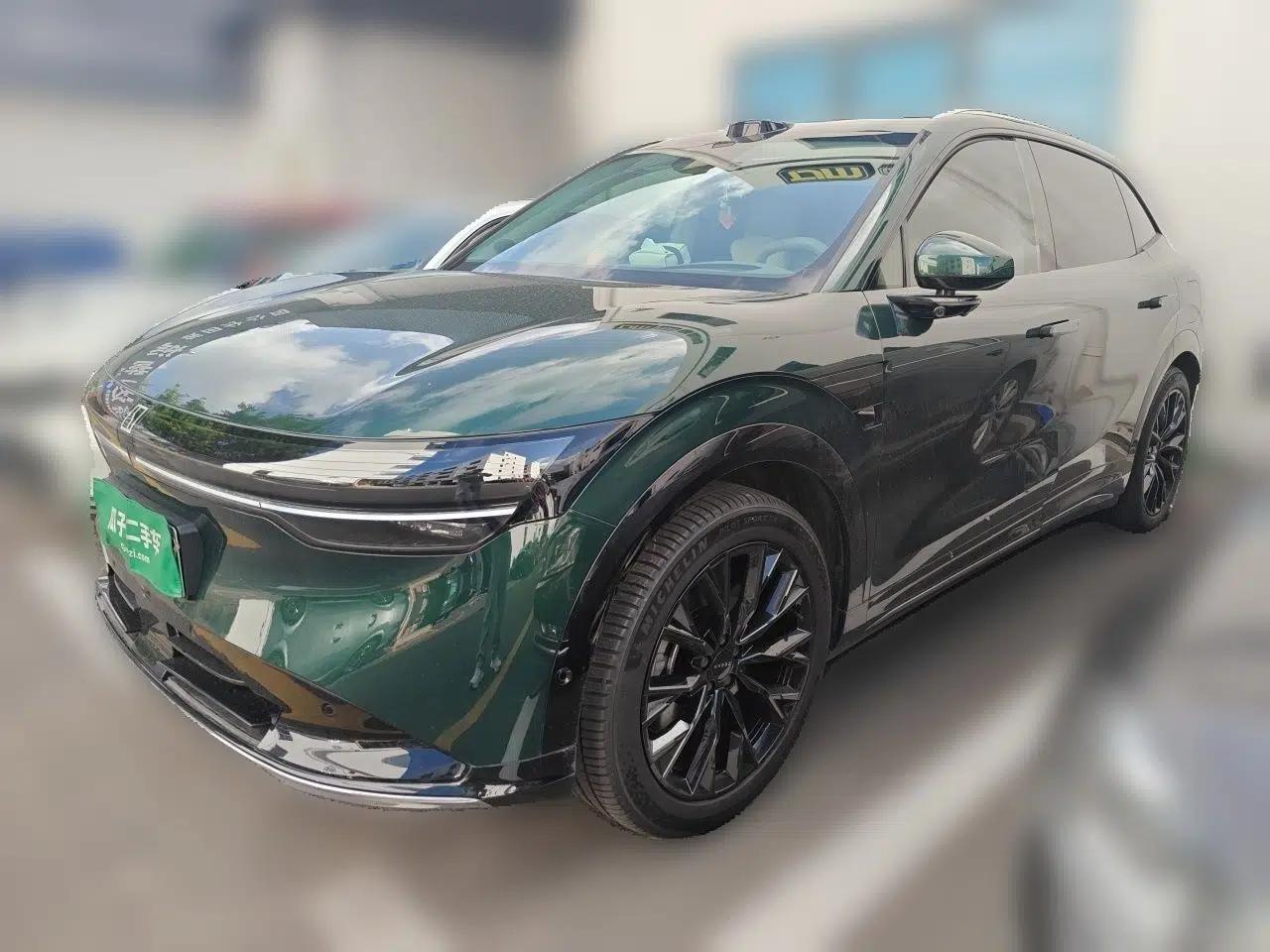 Zeekr 7X 2025 100 kWh Long-Range Rear-Wheel Drive with Intelligent Driving Features — миниатюра 1