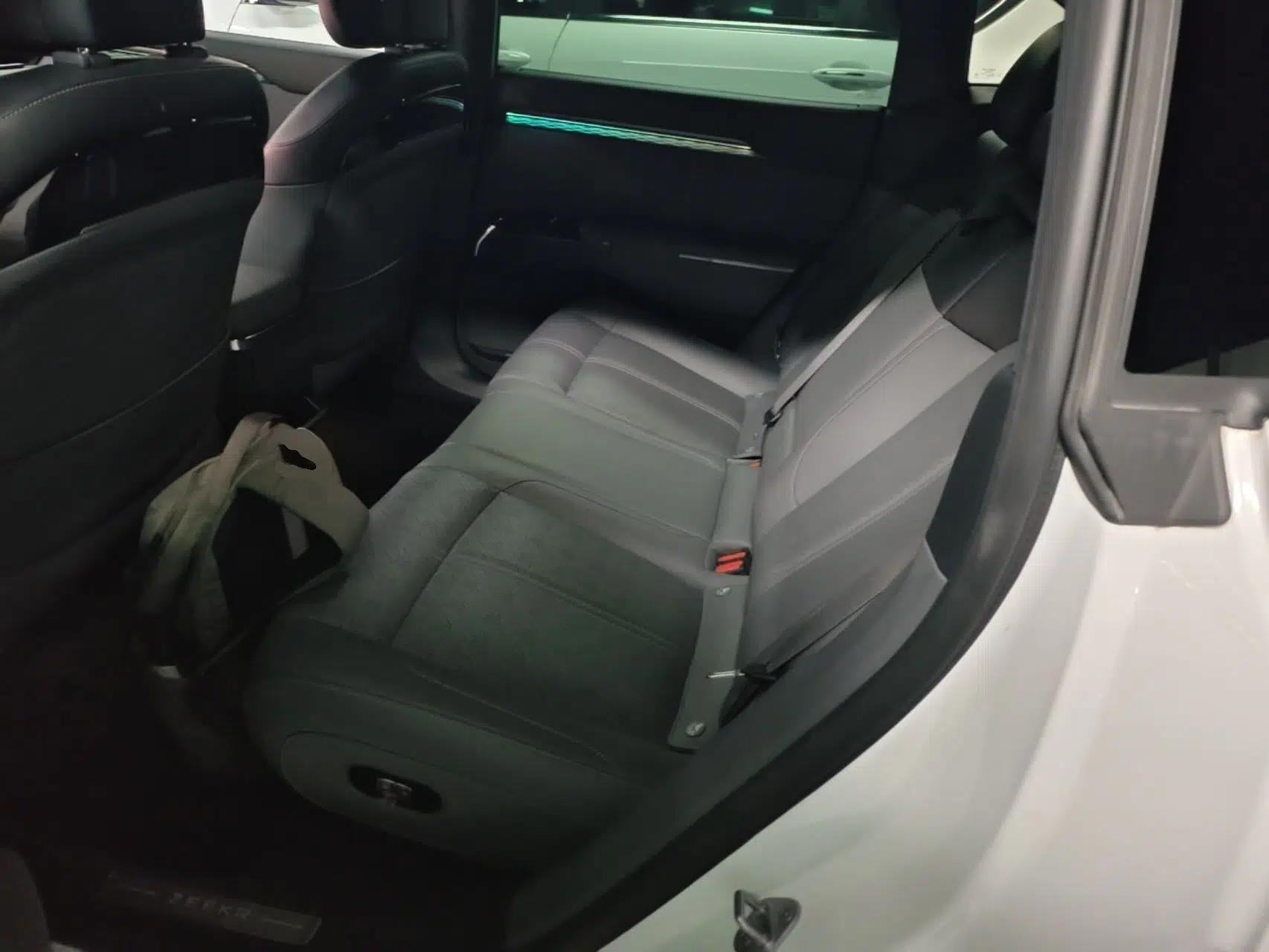 Zeekr 7X 2025 100 kWh Long-Range Rear-Wheel Drive with Intelligent Driving Features — миниатюра 19