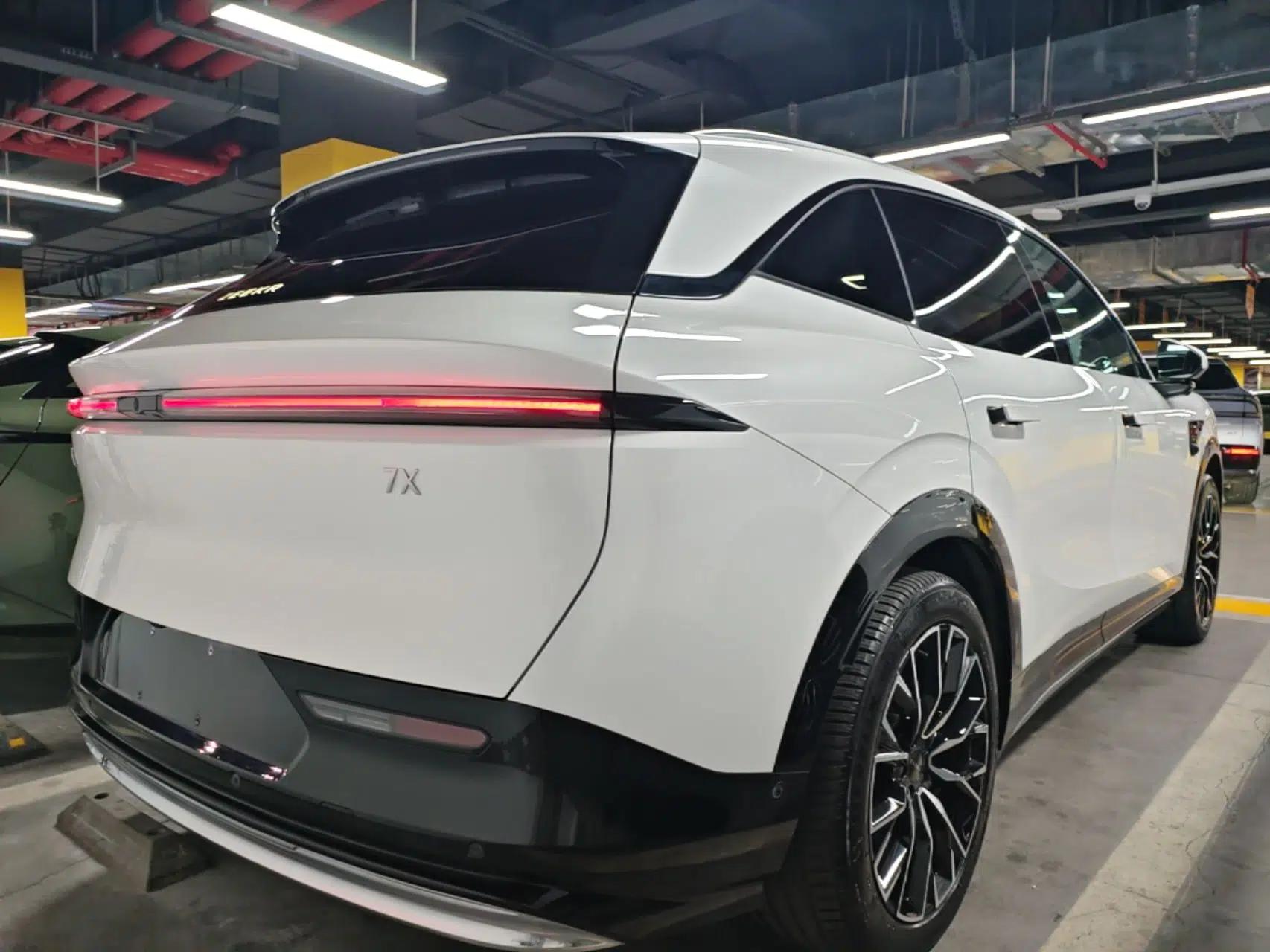 Zeekr 7X 2025 100 kWh Long-Range Rear-Wheel Drive with Intelligent Driving Features — миниатюра 4