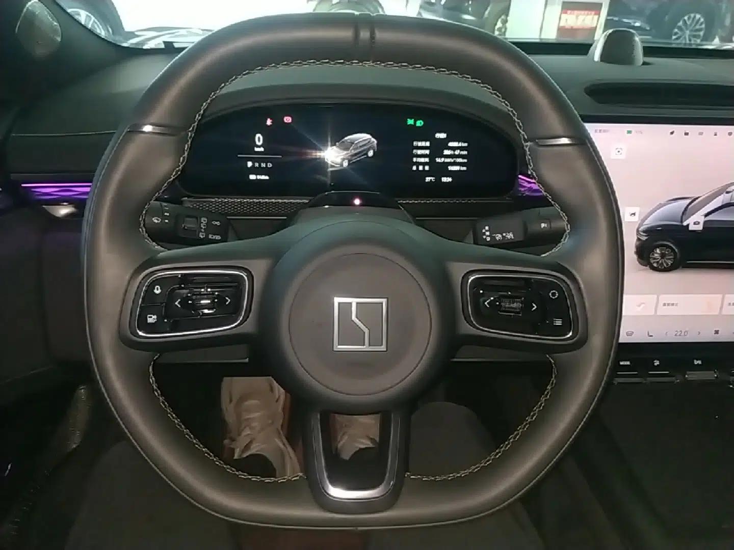Zeekr 7X 2025 75 kWh Rear-Wheel Drive Intelligent Driving Version — миниатюра 14