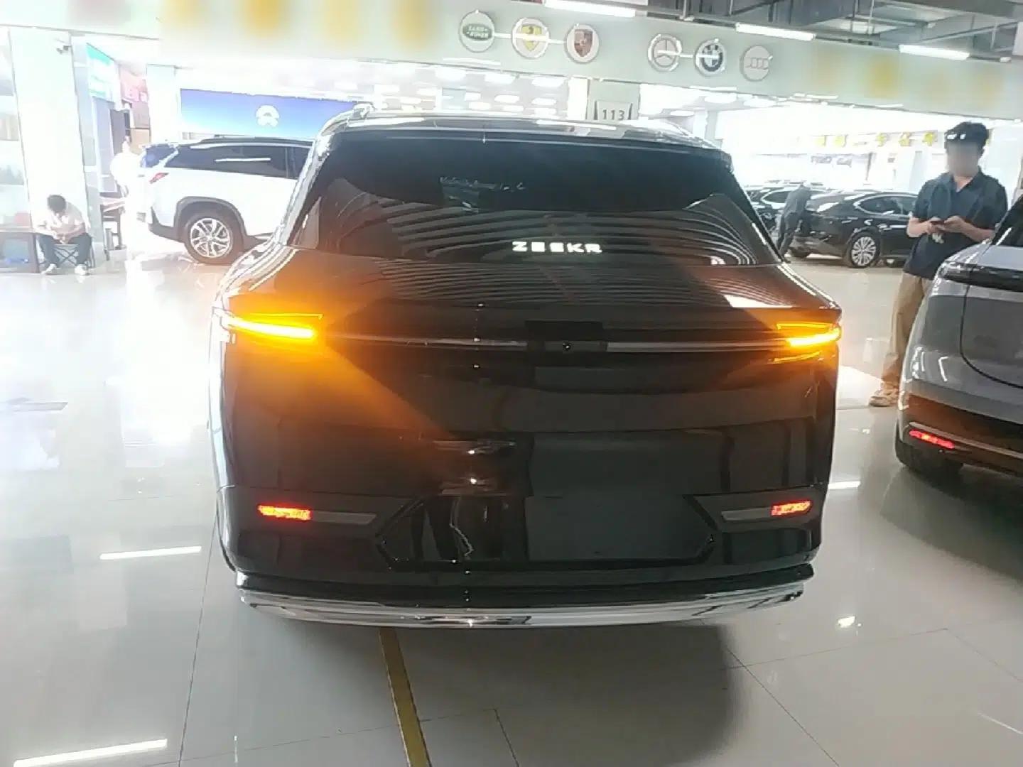 Zeekr 7X 2025 75 kWh Rear-Wheel Drive Intelligent Driving Version — миниатюра 5