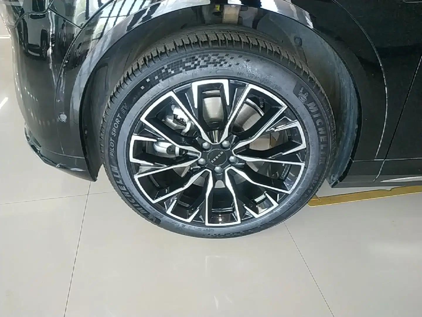 Zeekr 7X 2025 75 kWh Rear-Wheel Drive Intelligent Driving Version — миниатюра 8