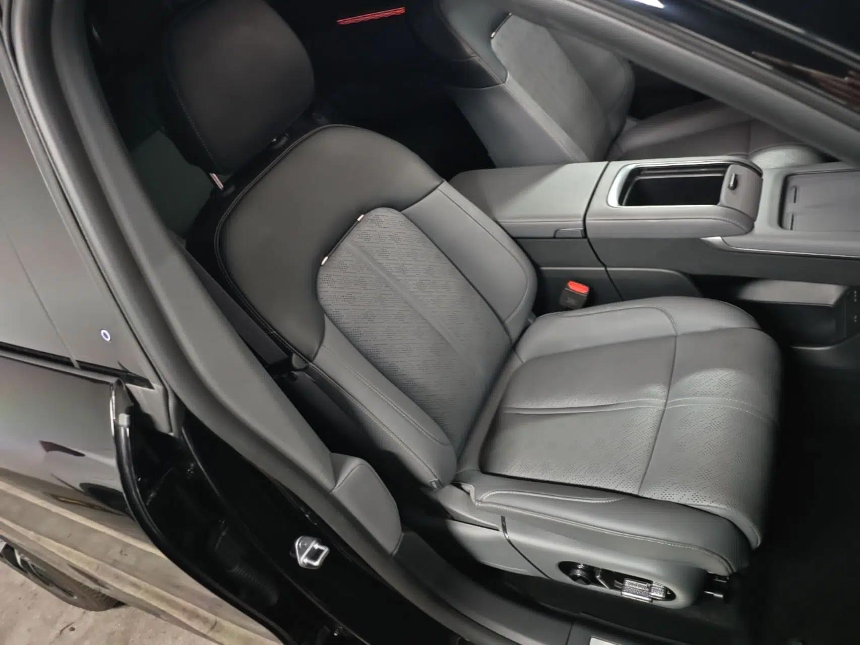 Zeekr 7X 2025 75 kWh Rear-Wheel Drive Intelligent Driving Version — миниатюра 23