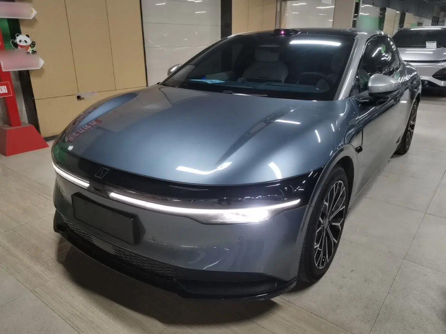 Zeekr 007 2024 Rear-Drive Intelligent Driving Version 100 kWh — миниатюра 1