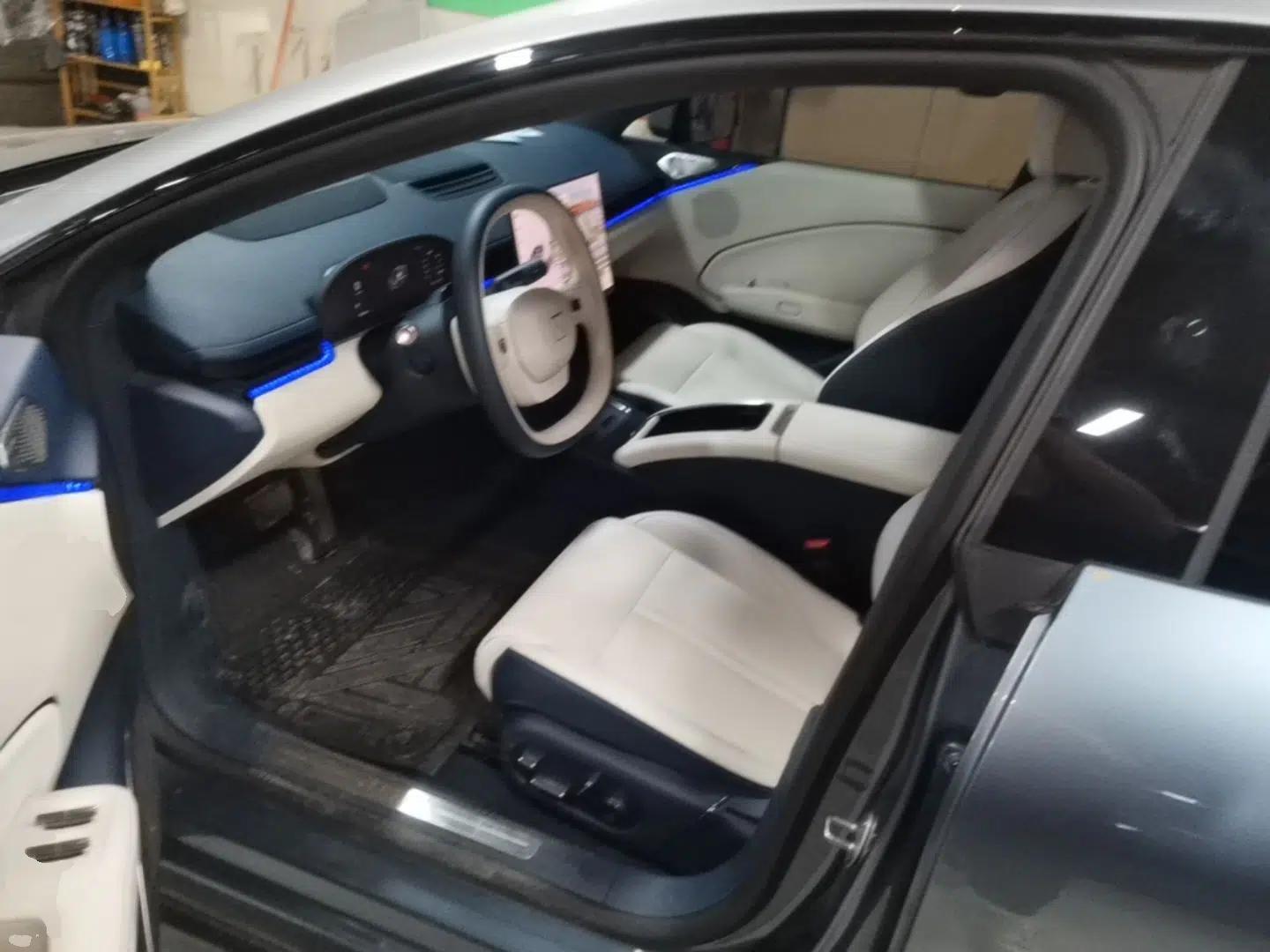Zeekr 007 2024 Rear-Drive Intelligent Driving Version 100 kWh — миниатюра 19