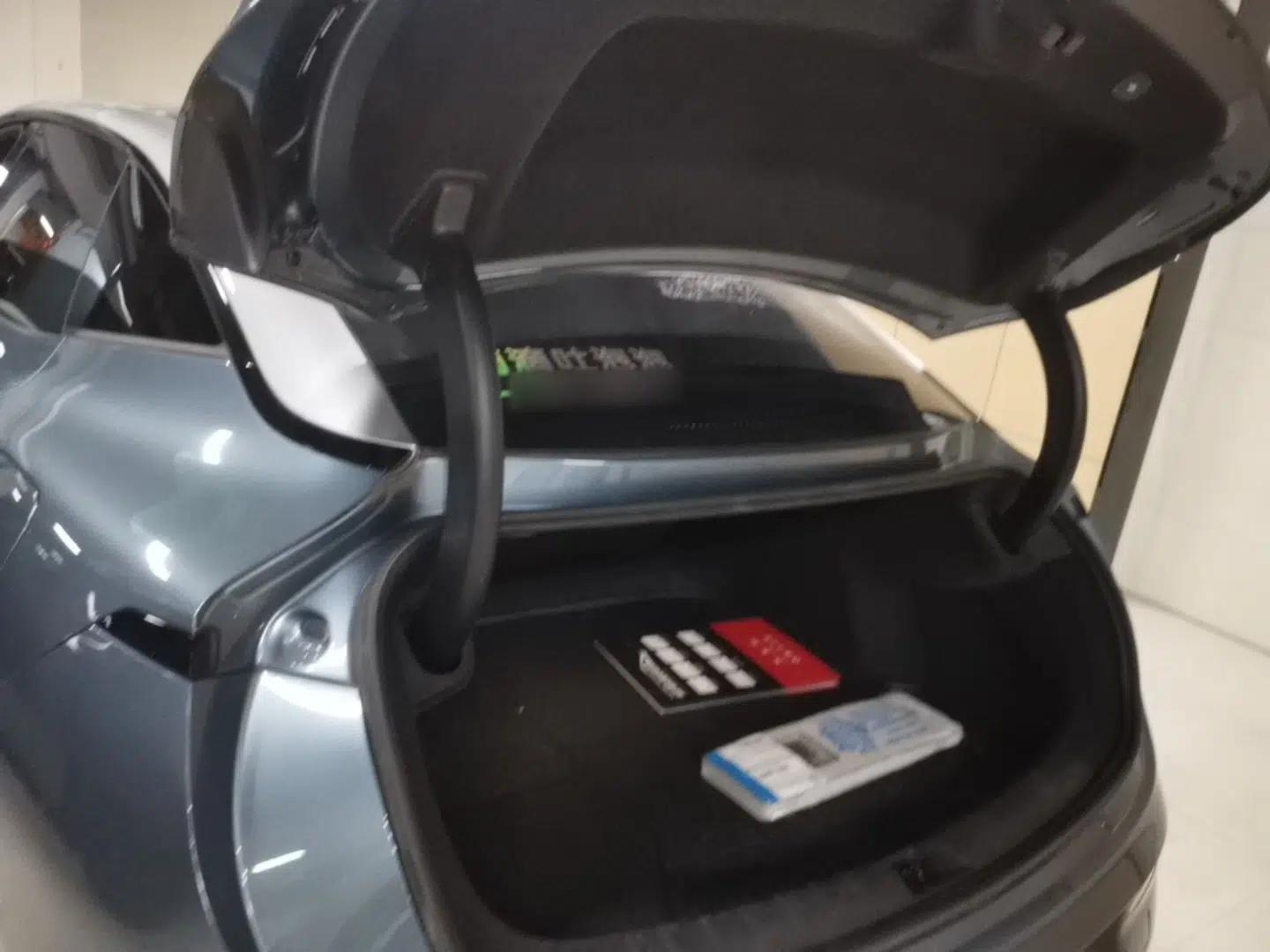 Zeekr 007 2024 Rear-Drive Intelligent Driving Version 100 kWh — миниатюра 22