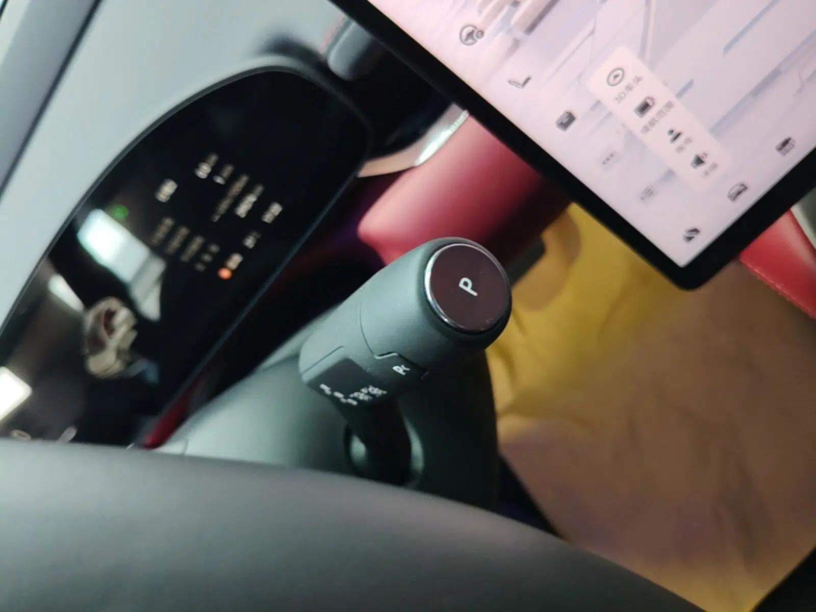 Zeekr 007GT 2025 Rear-Drive Intelligent Driving Version 75 kWh — миниатюра 17