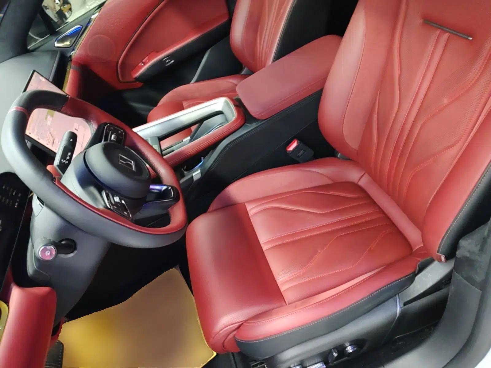 Zeekr 007GT 2025 Rear-Drive Intelligent Driving Version 75 kWh — миниатюра 18