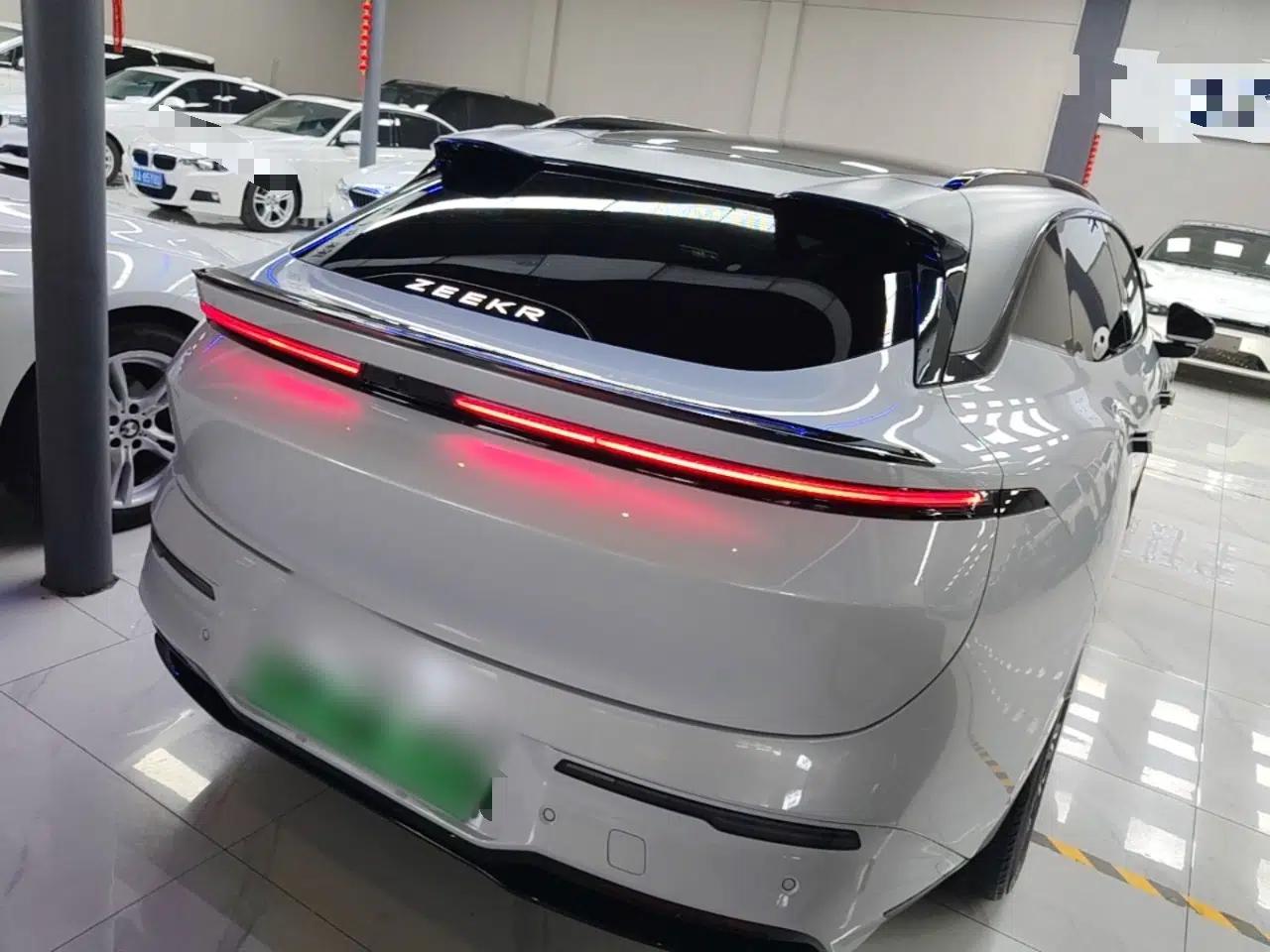 Zeekr 007GT 2025 Rear-Drive Intelligent Driving Version 75 kWh — миниатюра 6