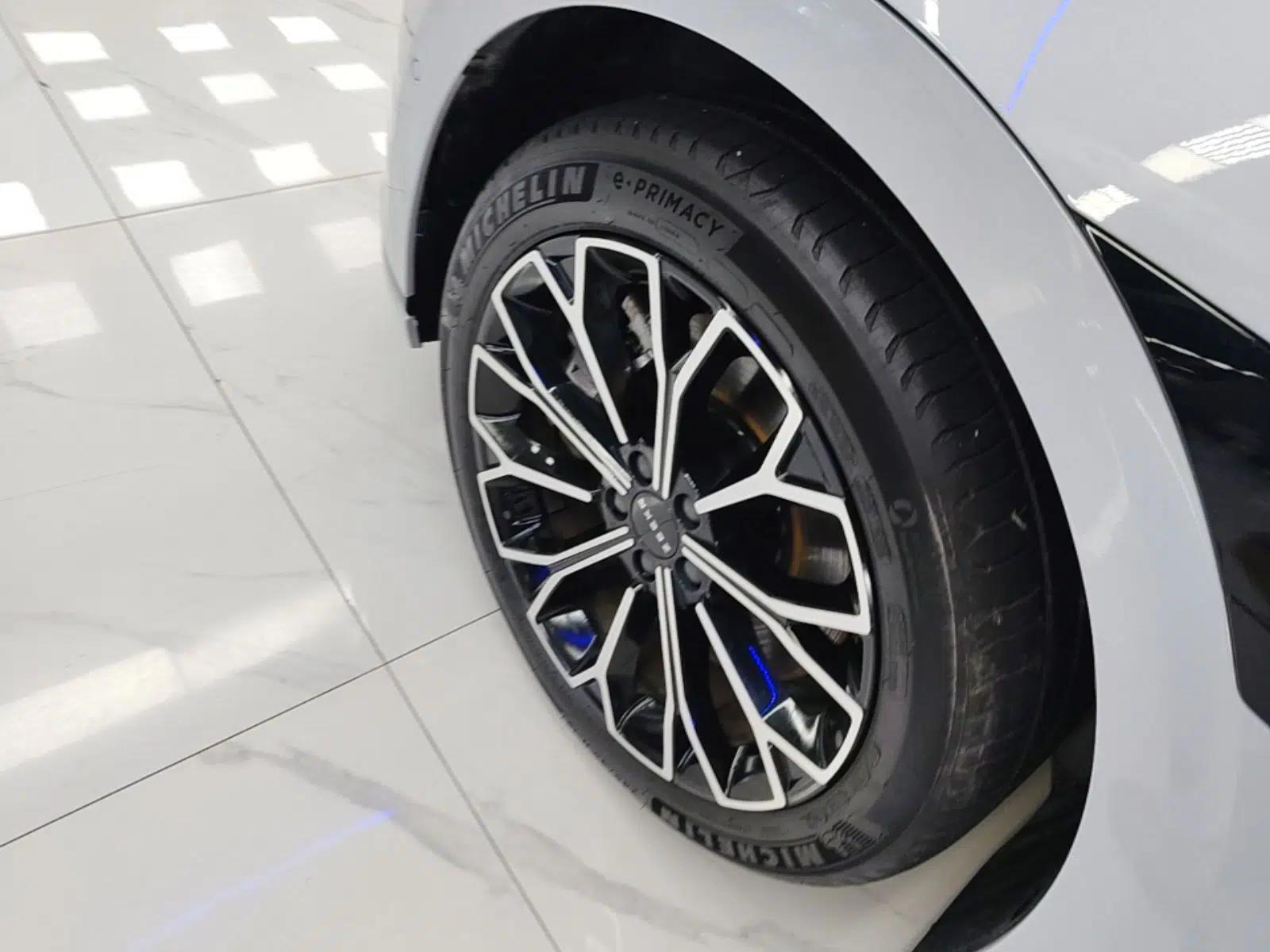 Zeekr 007GT 2025 Rear-Drive Intelligent Driving Version 75 kWh — миниатюра 8