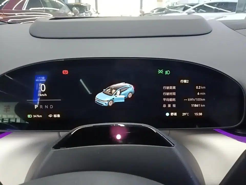 Zeekr 007GT 2025 Four-Wheel Drive Intelligent Driving Version 75 kWh — миниатюра 14