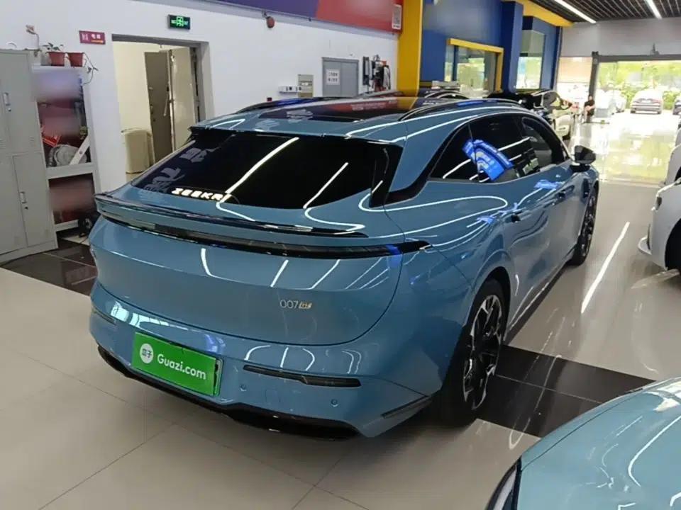 Zeekr 007GT 2025 Four-Wheel Drive Intelligent Driving Version 75 kWh — миниатюра 4
