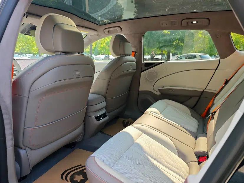 Zeekr 007GT 2025 Rear-Drive Intelligent Driving Version 75 kWh — миниатюра 24