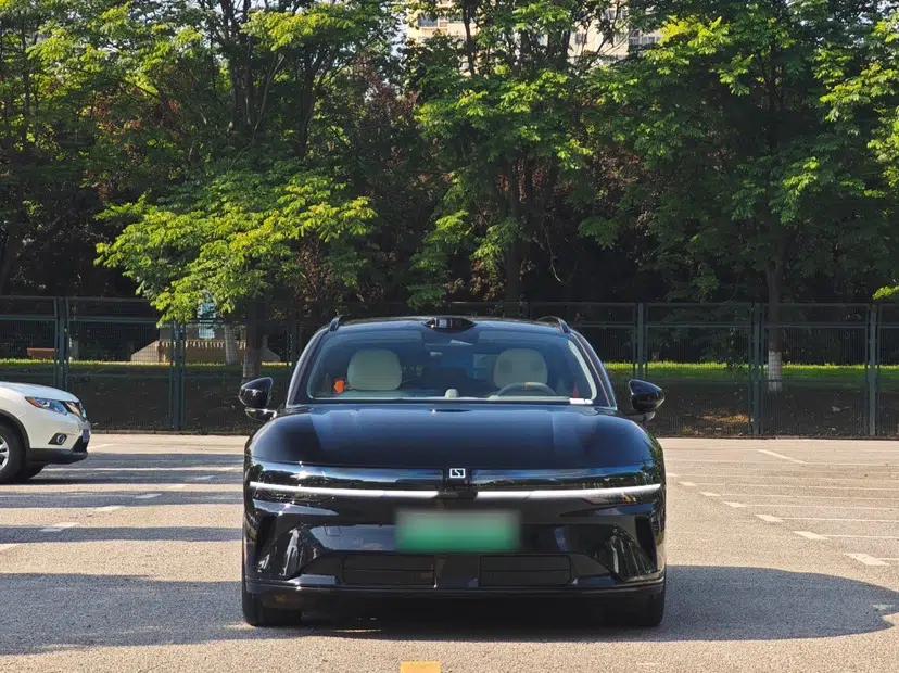 Zeekr 007GT 2025 Rear-Drive Intelligent Driving Version 75 kWh — миниатюра 6