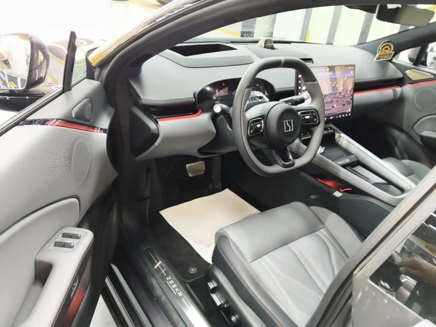 Zeekr 007GT 2025 Long-Range Rear-Wheel Drive Intelligent Driving Version 100 kWh — миниатюра 18